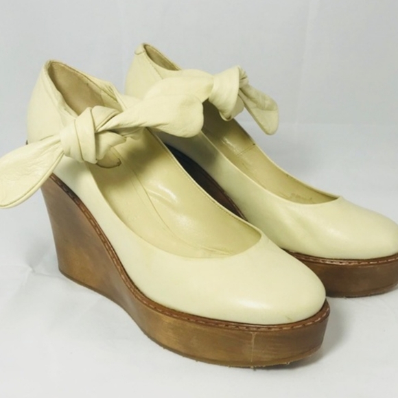 Chloe wood wedge shoes - Picture 3 of 3